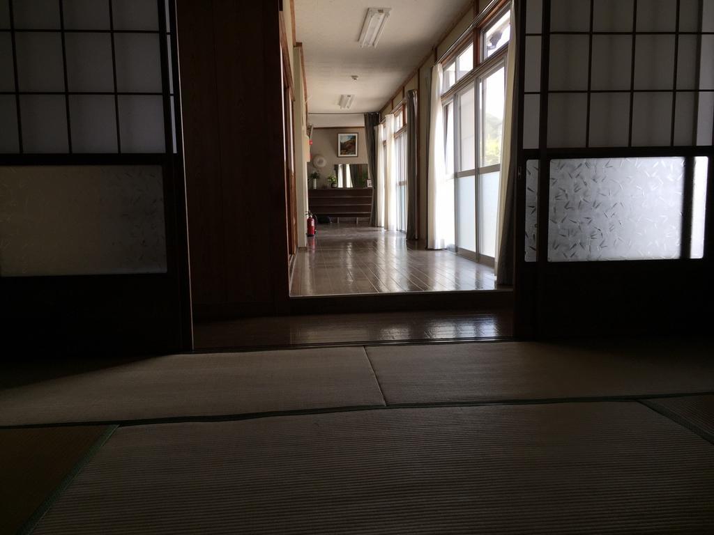 Momoya Lake Saiko Hotell Fujikawaguchiko Eksteriør bilde